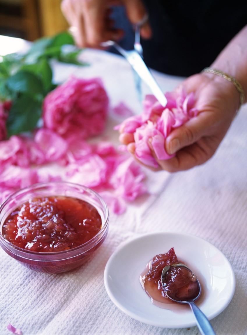 How to: make rose petal jam