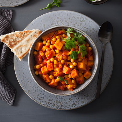 Delicious: Sweet potato and chickpea curry