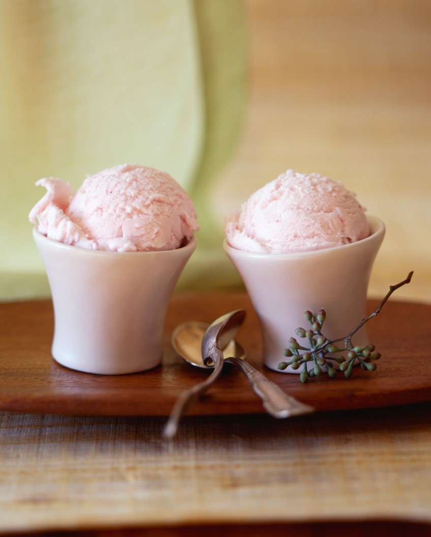 Strawberry ice cream