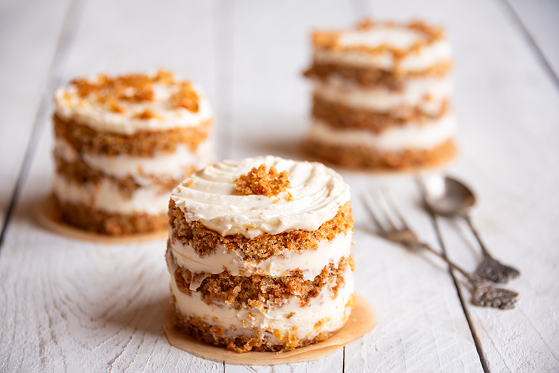 mini-carrot-cakes-with-cream-cheese-frosting_800px-wide_shutterstock_2421552817.jpg